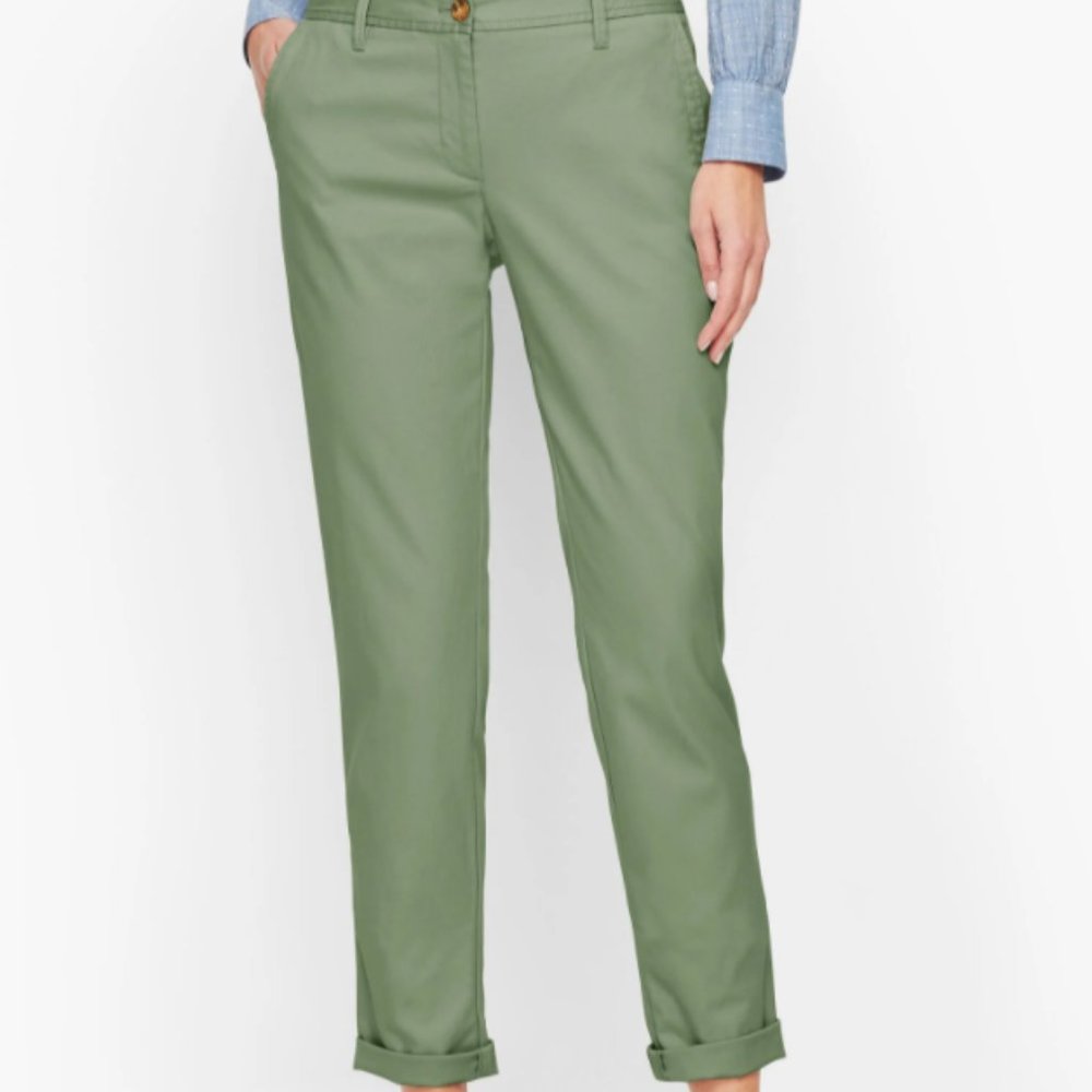 NWT Relaxed Chino